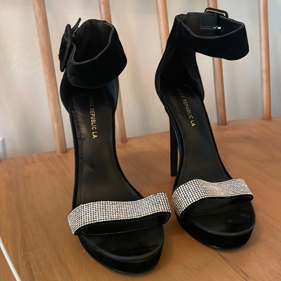 Shoe Republic LA black Crystal Stilettos 9 - Picture 2 of 3